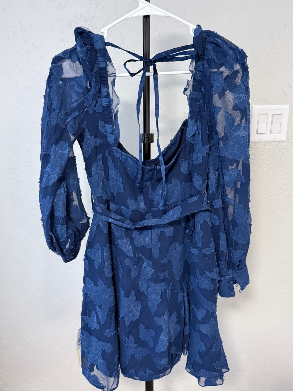 ASOS Design Navy Floral Textured Mini Dress - Picture 6 of 9